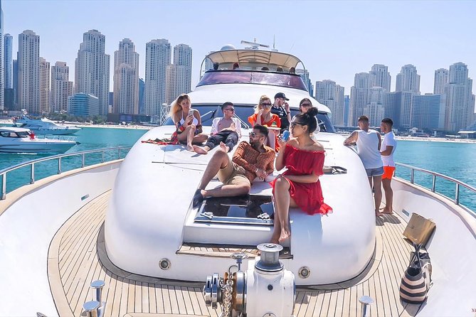 Dubai Yacht Charters 