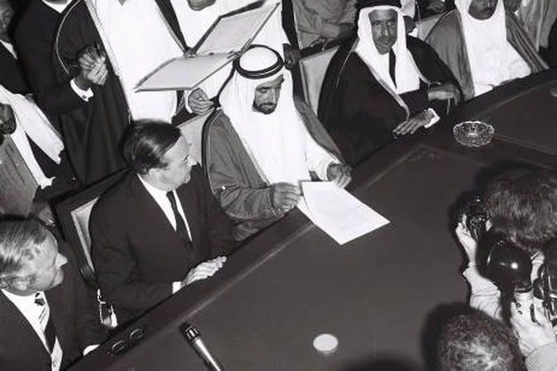 British Representatives at the UAE union. History of Dubai